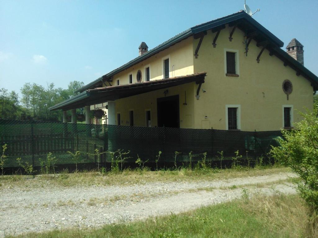 Agriturismo Helianthus Oleggio Exteriér fotografie