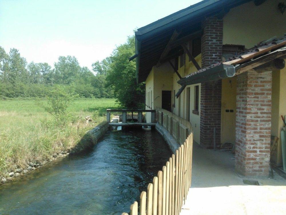 Agriturismo Helianthus Oleggio Exteriér fotografie